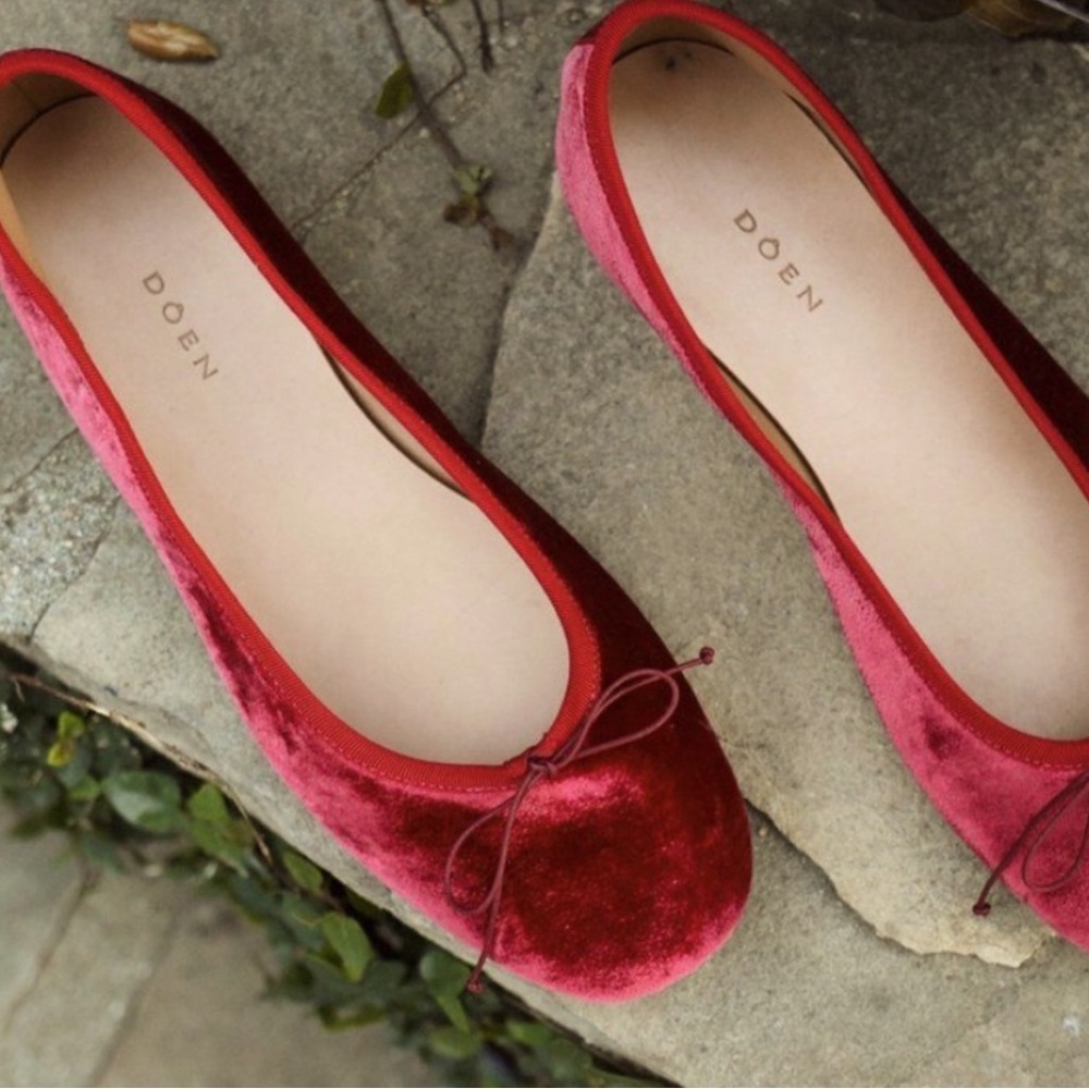 NWT Doen Ballerina Ruby Velvet Flats in 40.5